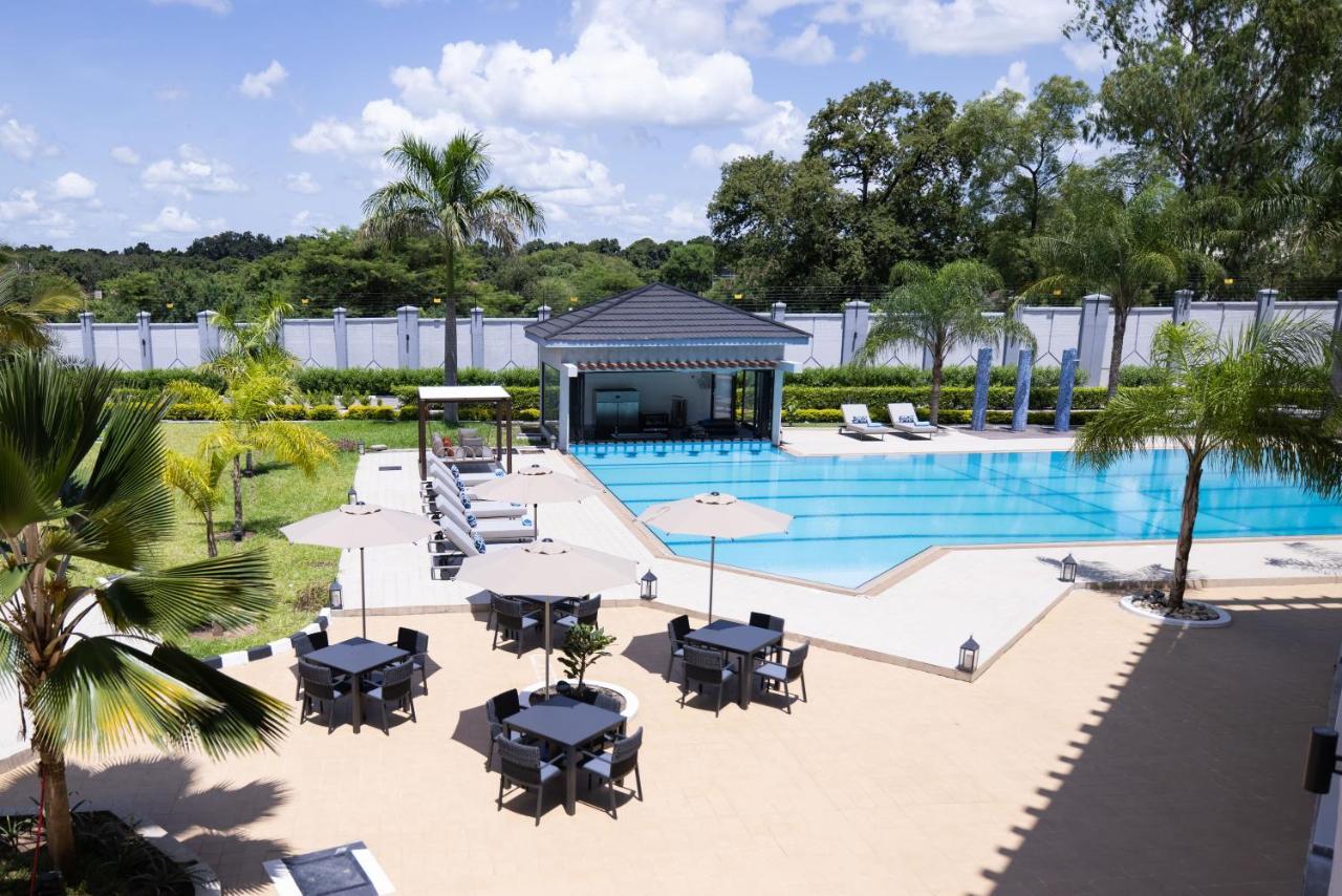 Imperial Plaza Hotel & Resort ジュバ エクステリア 写真