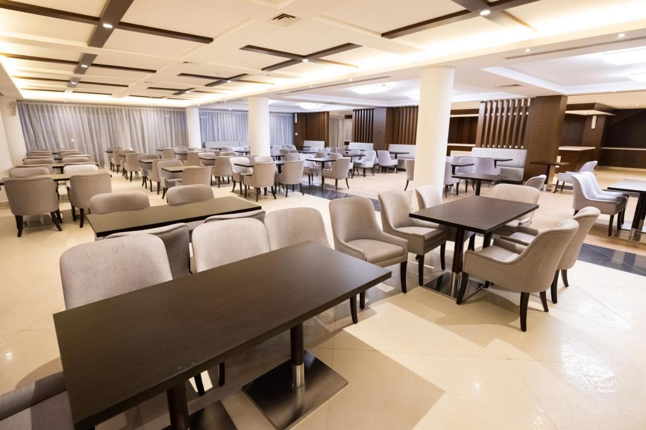 Imperial Plaza Hotel & Resort ジュバ エクステリア 写真
