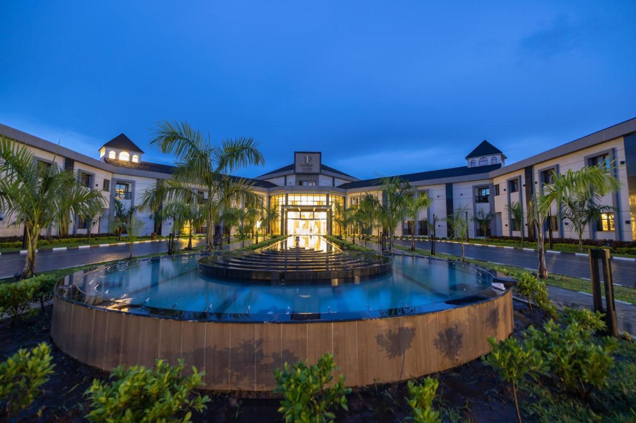 Imperial Plaza Hotel & Resort ジュバ エクステリア 写真