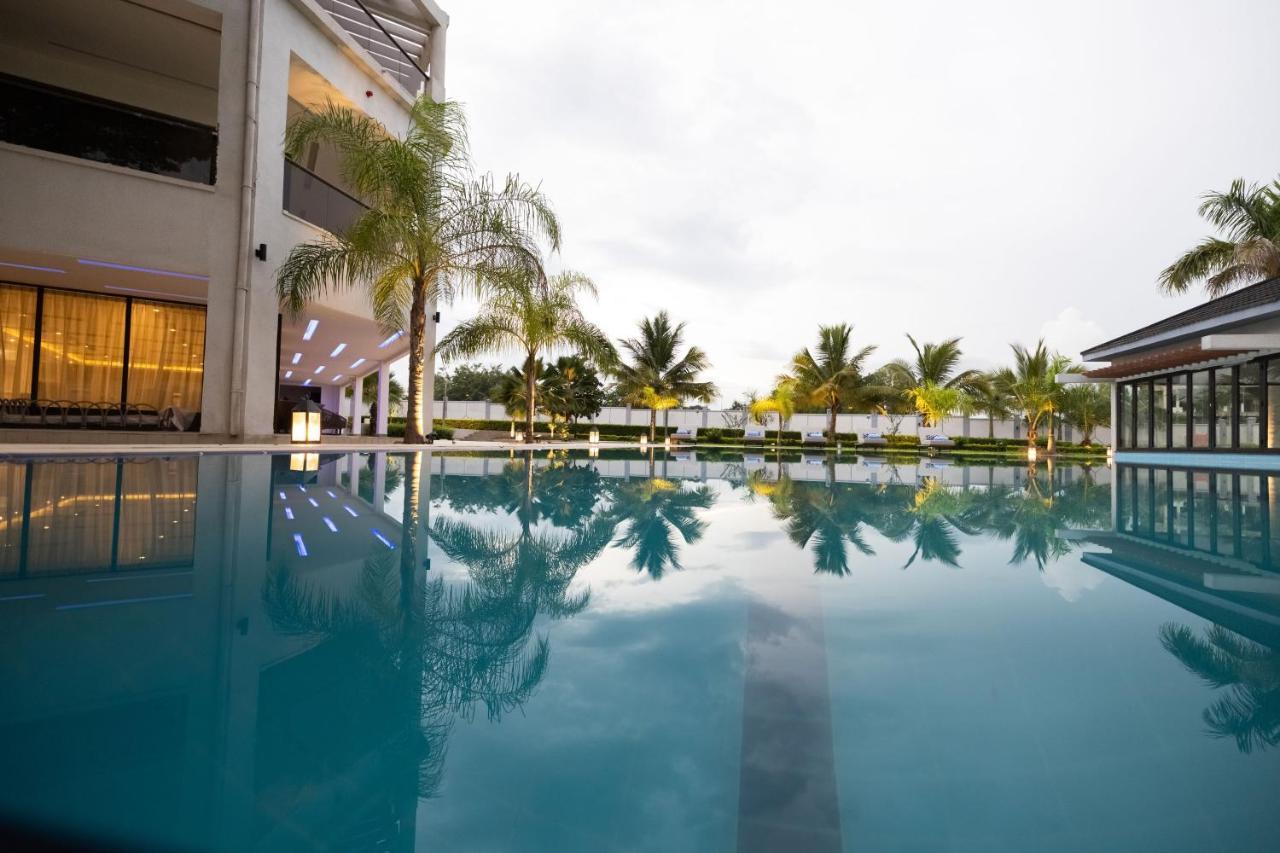 Imperial Plaza Hotel & Resort ジュバ エクステリア 写真