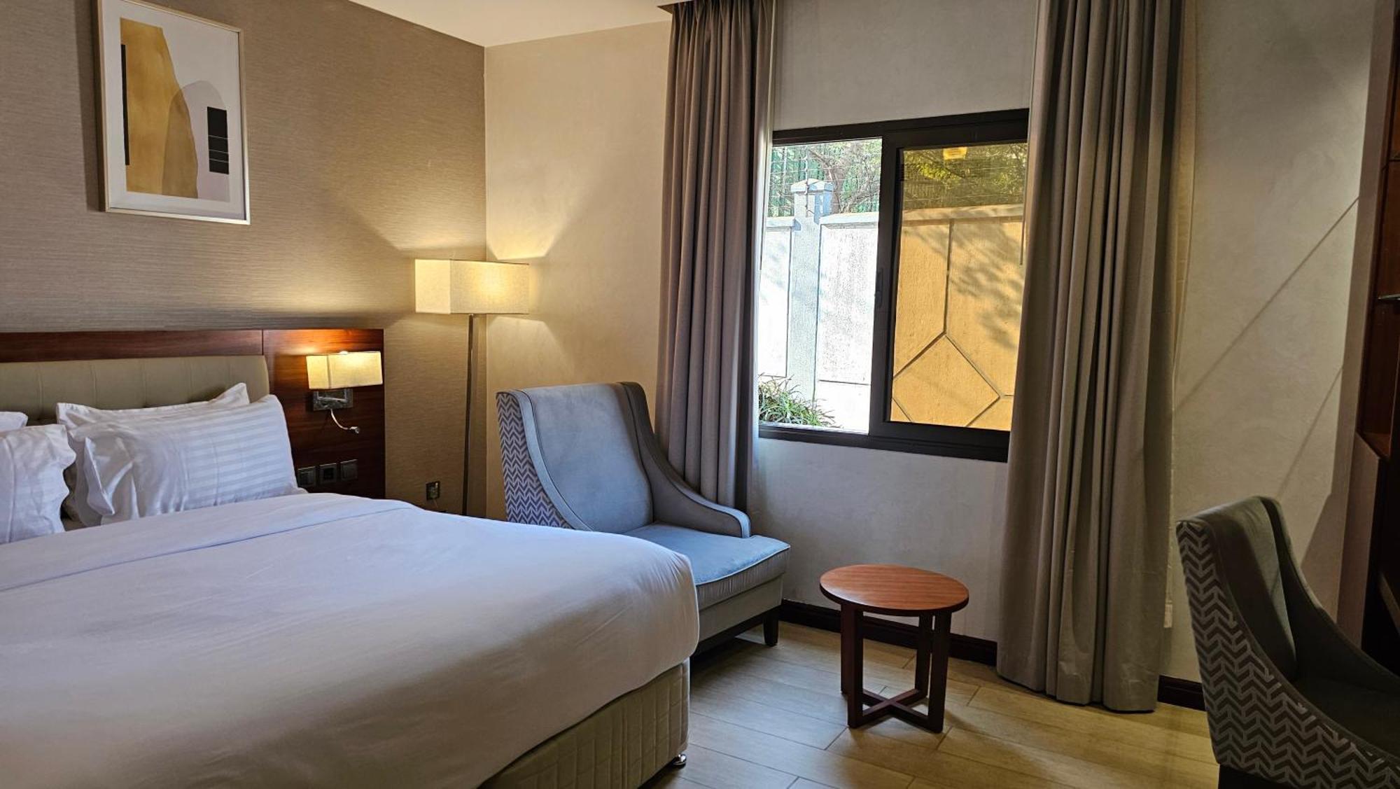 Imperial Plaza Hotel & Resort ジュバ エクステリア 写真